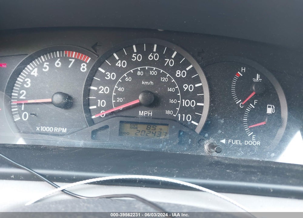 2003 TOYOTA COROLLA CE VIN: 2T1BR32E93C163877