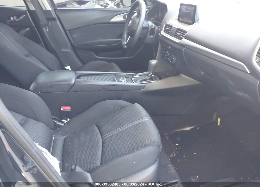 2018 MAZDA 3 SPORT VIN: 3MZBN1U71JM193603