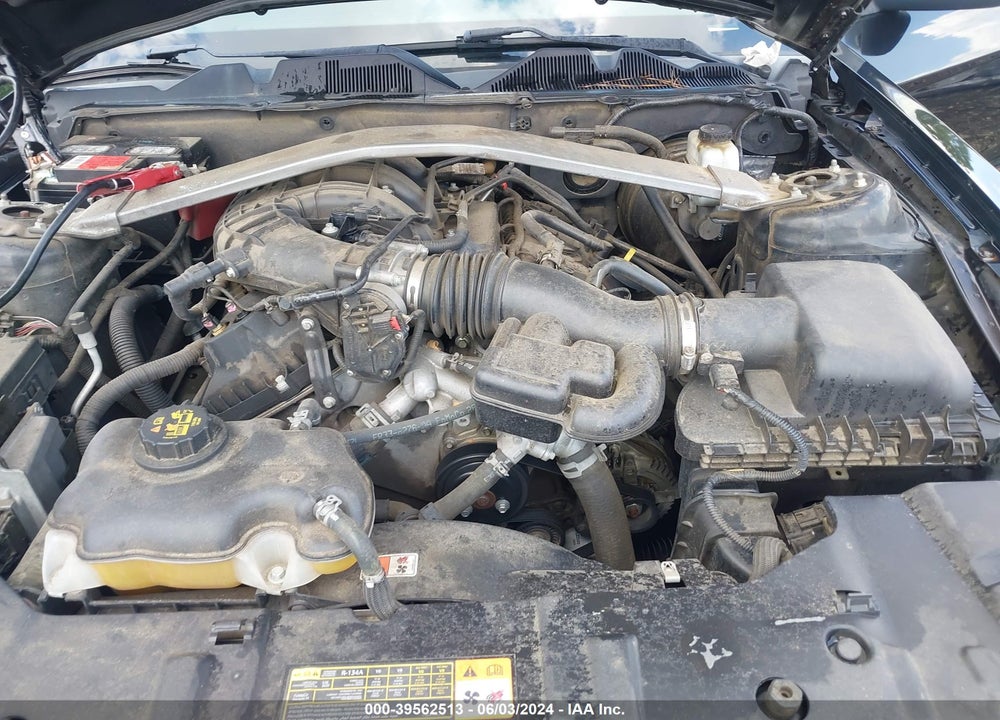 2014 FORD MUSTANG V6 PREMIUM VIN: 1ZVBP8EM2E5205597