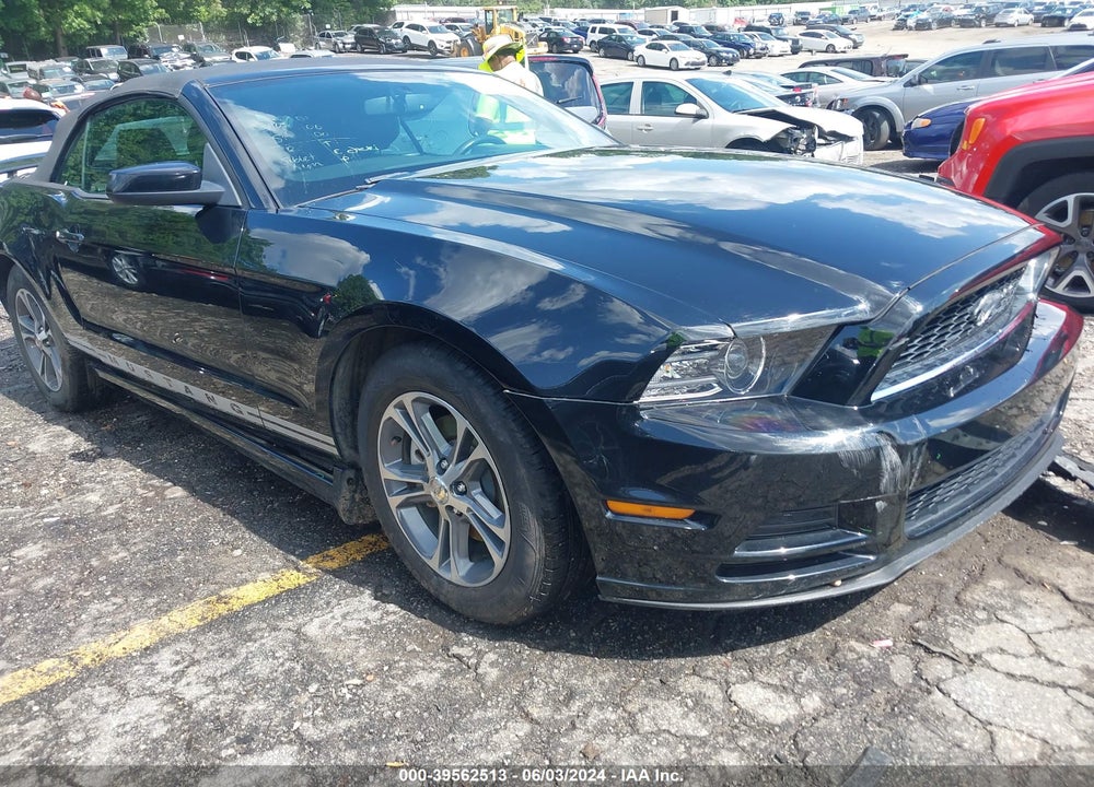 2014 FORD MUSTANG V6 PREMIUM VIN: 1ZVBP8EM2E5205597