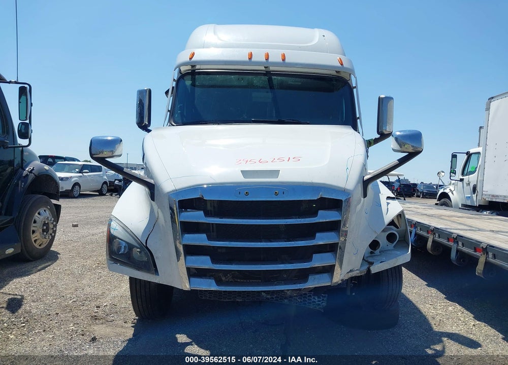 2020 FREIGHTLINER NEW CASCADIA 126 VIN: 3AKJHHDR7LSLV3890