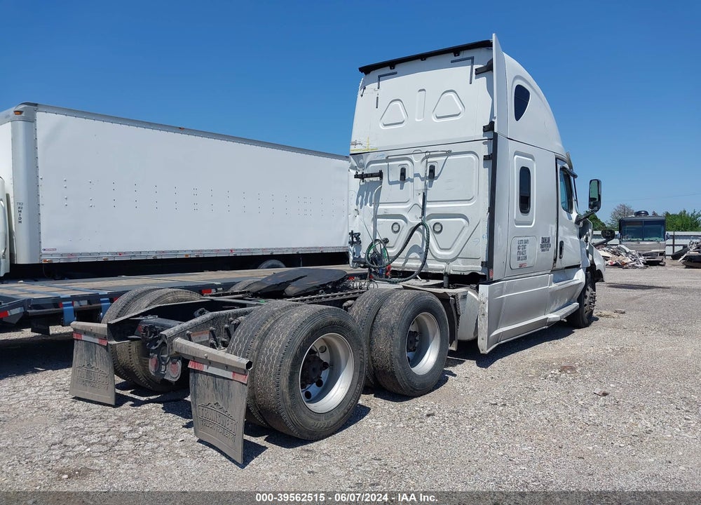 2020 FREIGHTLINER NEW CASCADIA 126 VIN: 3AKJHHDR7LSLV3890