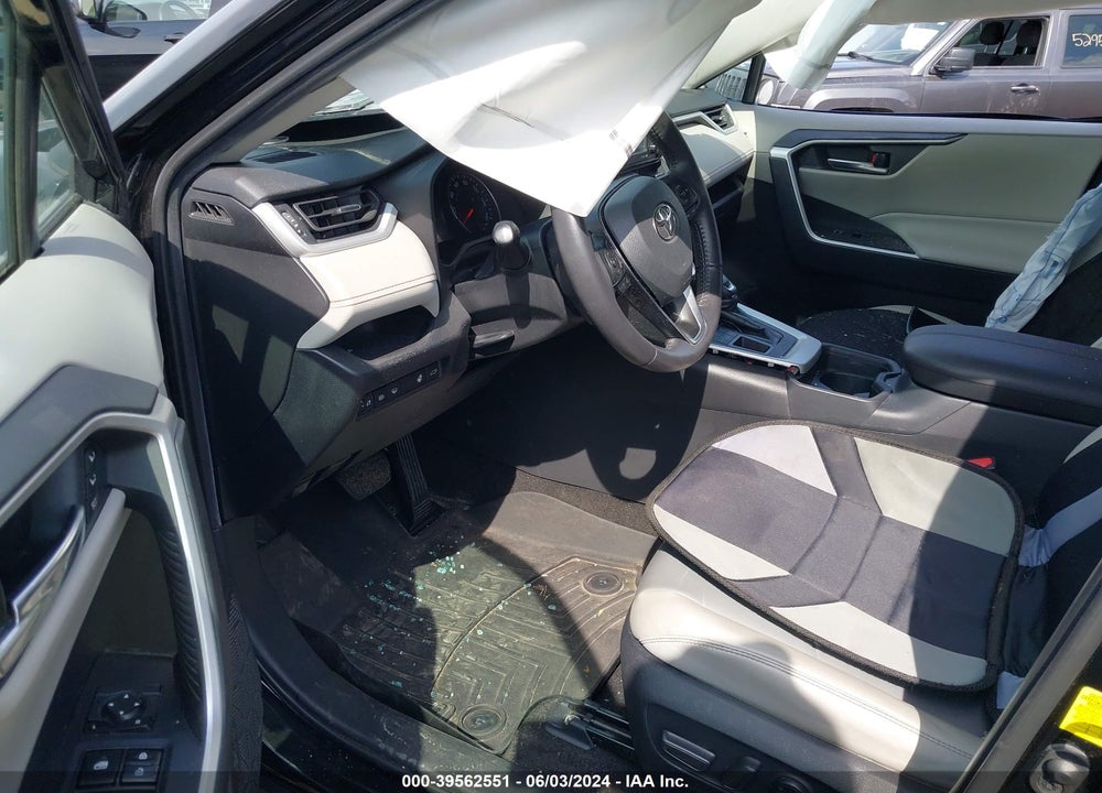 2020 TOYOTA RAV4 XLE PREMIUM VIN: 2T3A1RFV6LC123702