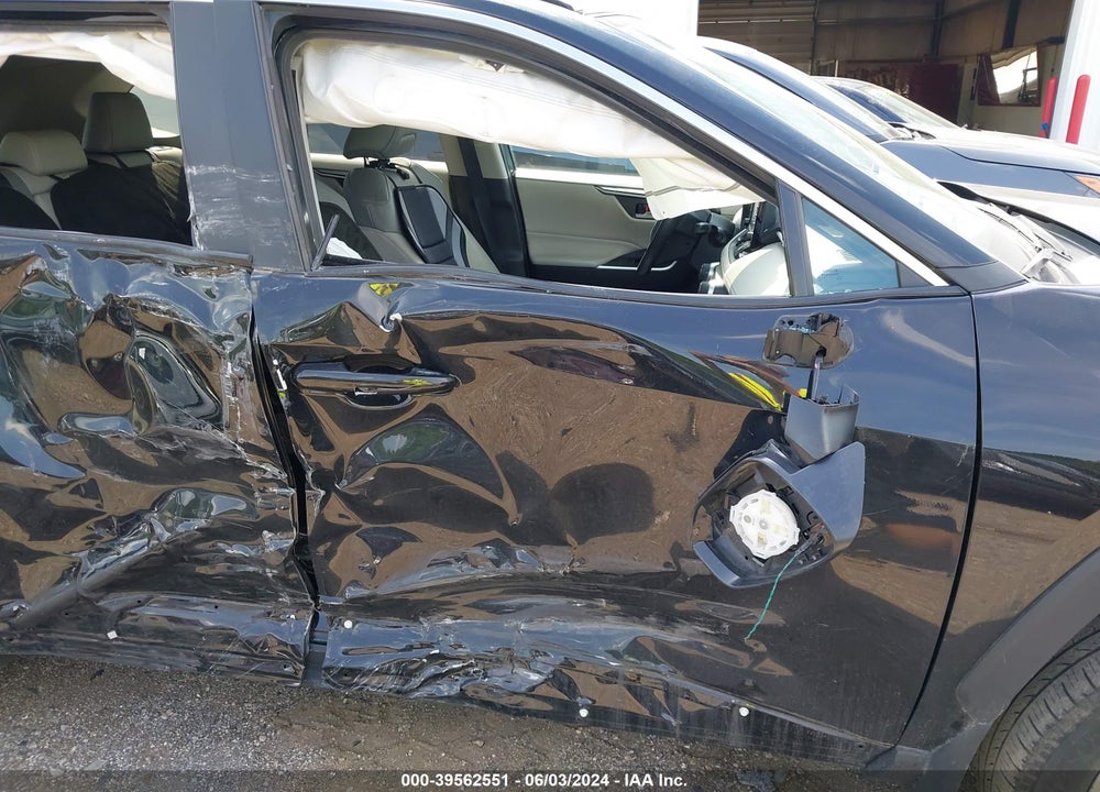 2020 TOYOTA RAV4 XLE PREMIUM VIN: 2T3A1RFV6LC123702