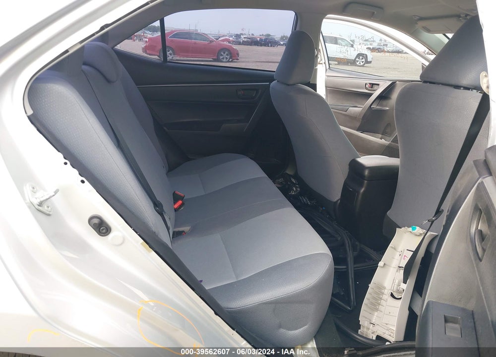 2015 TOYOTA COROLLA L VIN: 5YFBURHEXFP224425