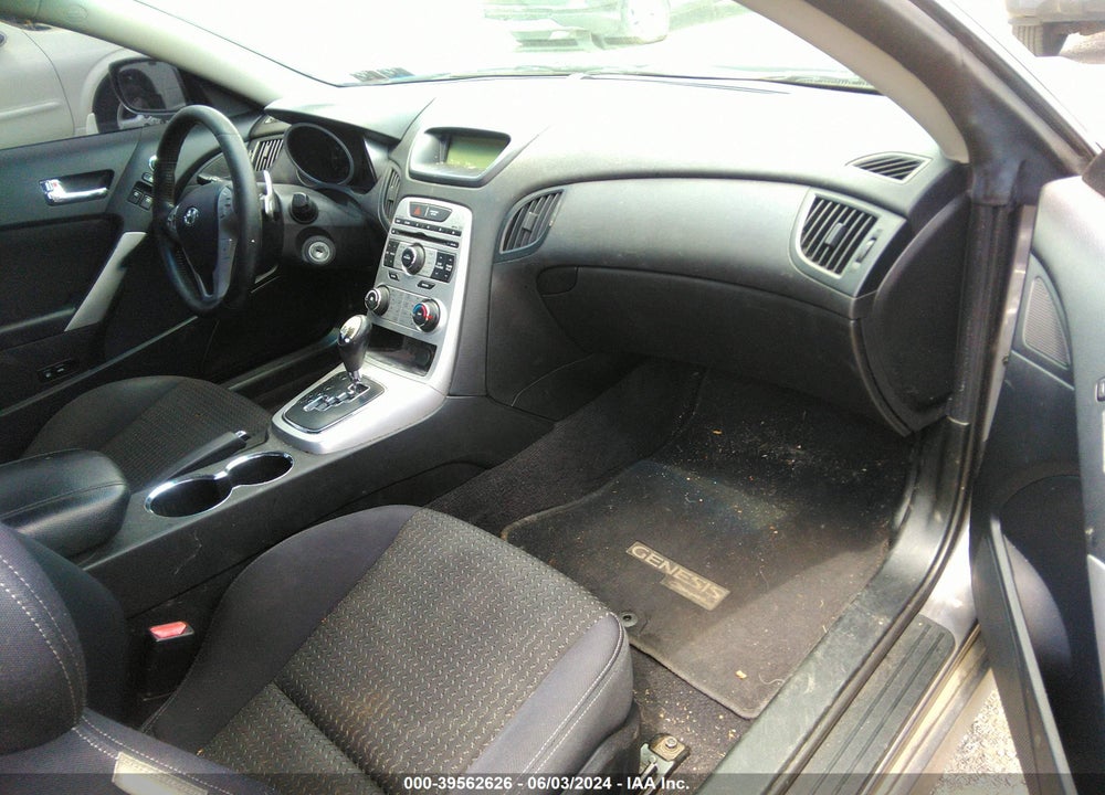 2010 HYUNDAI GENESIS 2.0T VIN: KMHHT6KD0AU028383