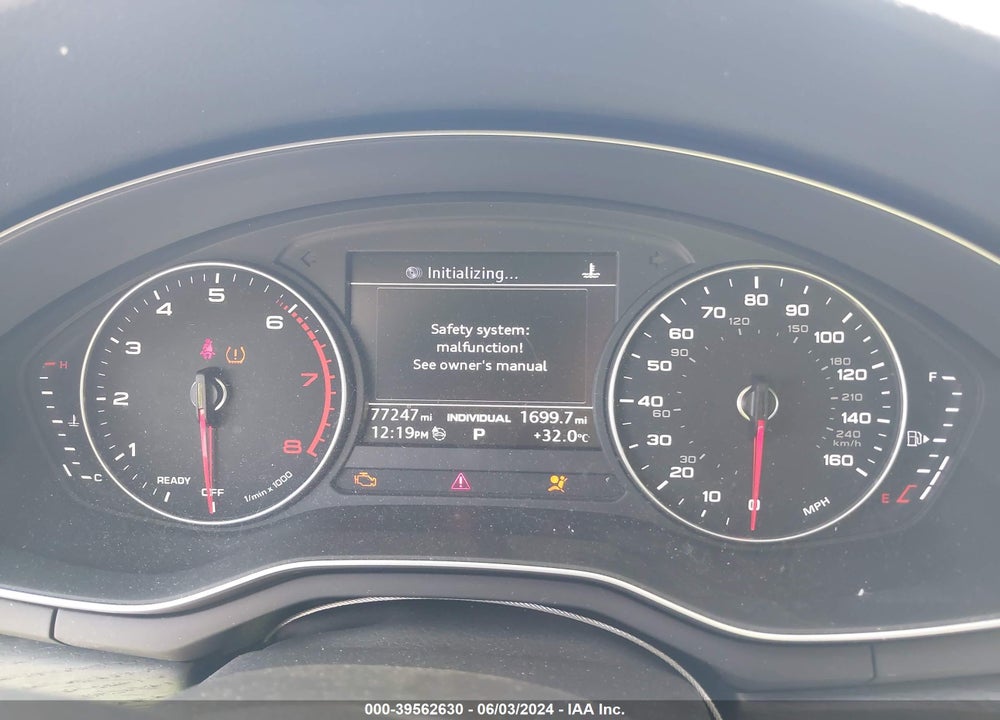 2017 AUDI A4 2.0T ULTRA PREMIUM VIN: WAUGMAF43HN069845