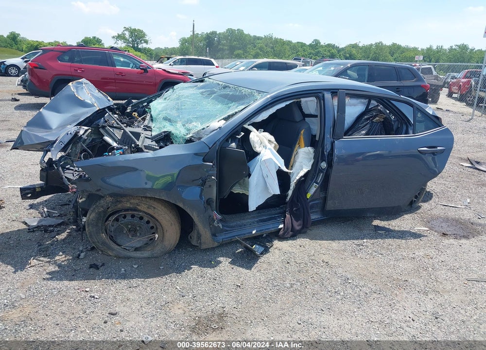 2018 TOYOTA COROLLA L VIN: 5YFBURHE5JP780408