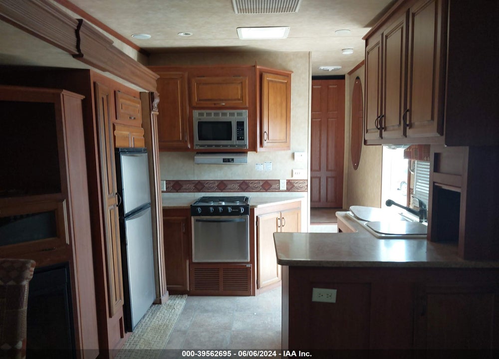2009 KZ DURANGO 5TH WHEEL 36' VIN: 4EZFD332196103790