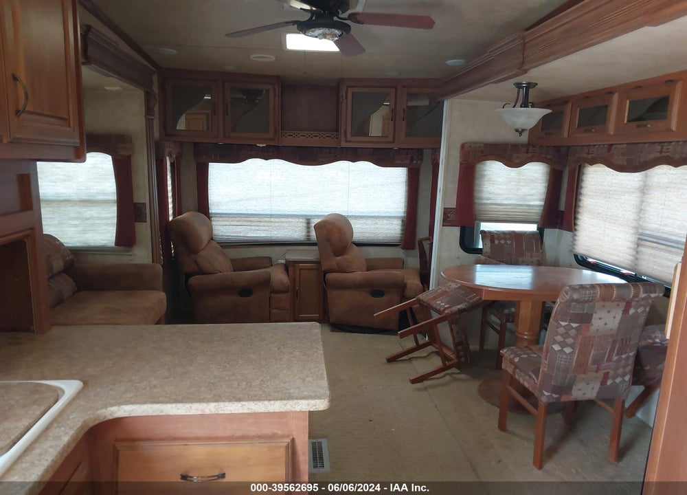 2009 KZ DURANGO 5TH WHEEL 36' VIN: 4EZFD332196103790