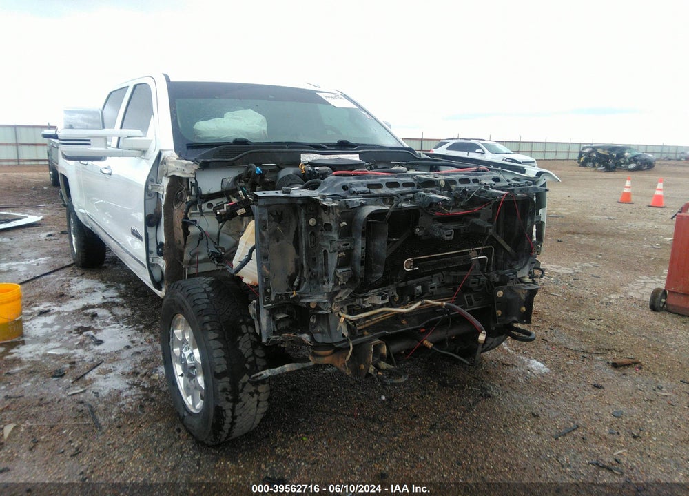 2015 CHEVROLET SILVERADO 3500HD HIGH COUNTRY VIN: 1GC4K1E88FF677187
