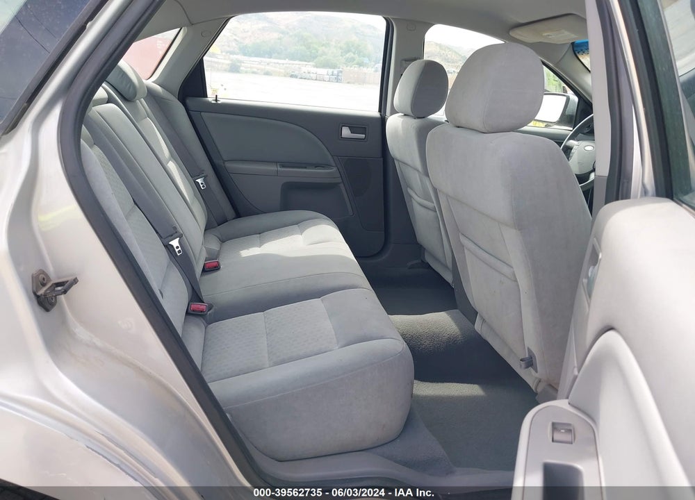 2005 FORD FIVE HUNDRED SEL VIN: 1FAFP24155G174543