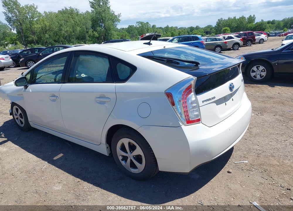 2015 TOYOTA PRIUS FOUR VIN: JTDKN3DU4F1975970