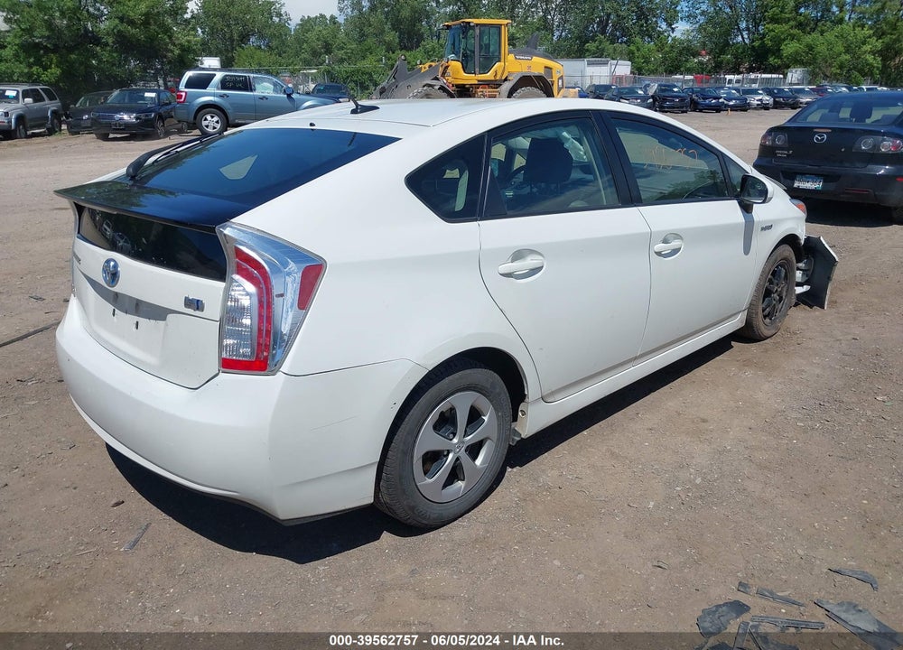 2015 TOYOTA PRIUS FOUR VIN: JTDKN3DU4F1975970