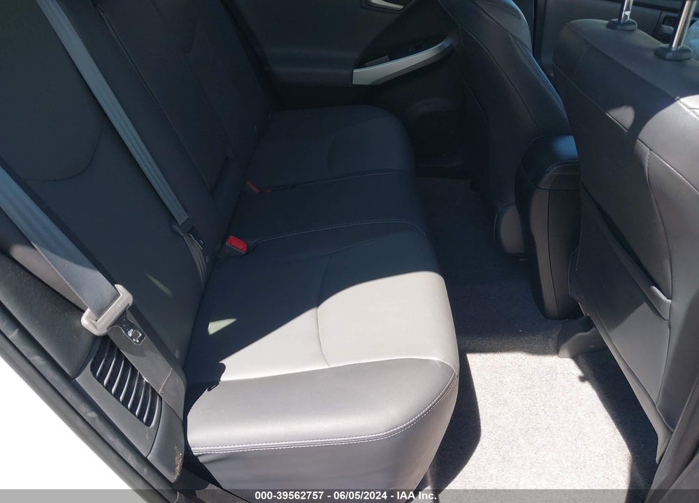 2015 TOYOTA PRIUS FOUR VIN: JTDKN3DU4F1975970