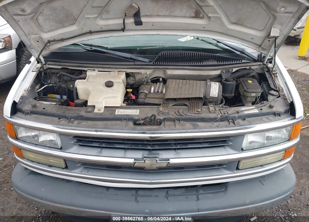 2002 CHEVROLET EXPRESS VIN: 1GAHG39R421235962