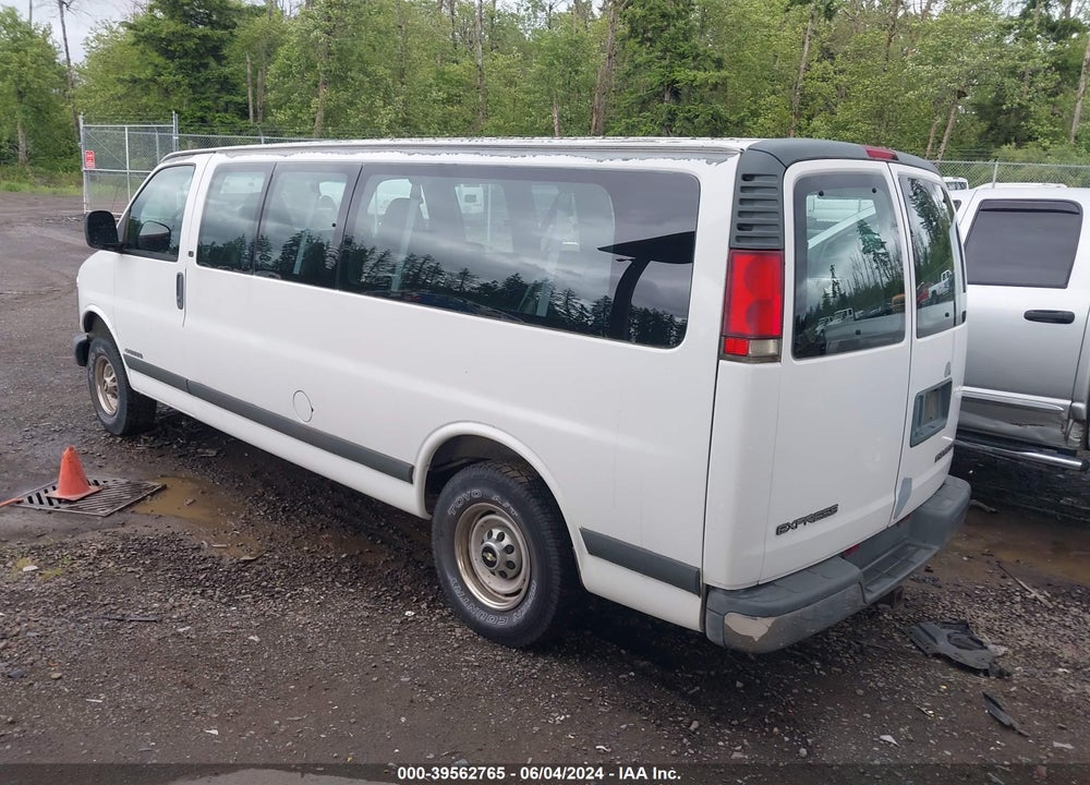 2002 CHEVROLET EXPRESS VIN: 1GAHG39R421235962