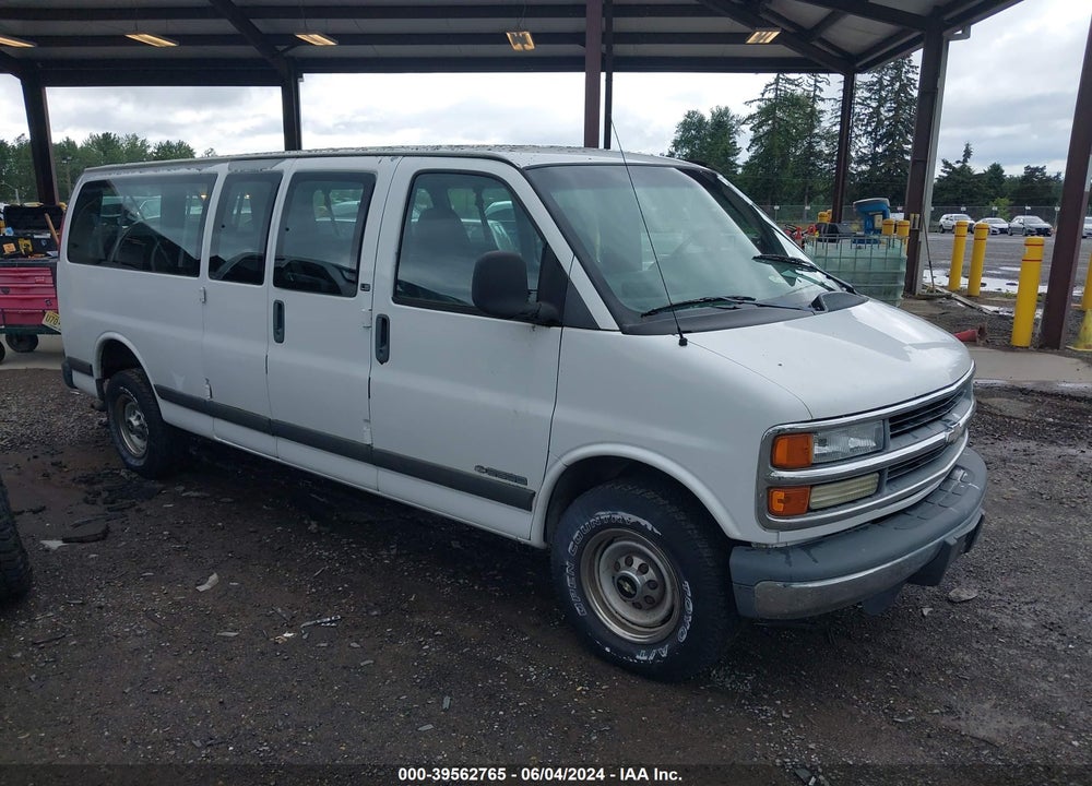 2002 CHEVROLET EXPRESS VIN: 1GAHG39R421235962