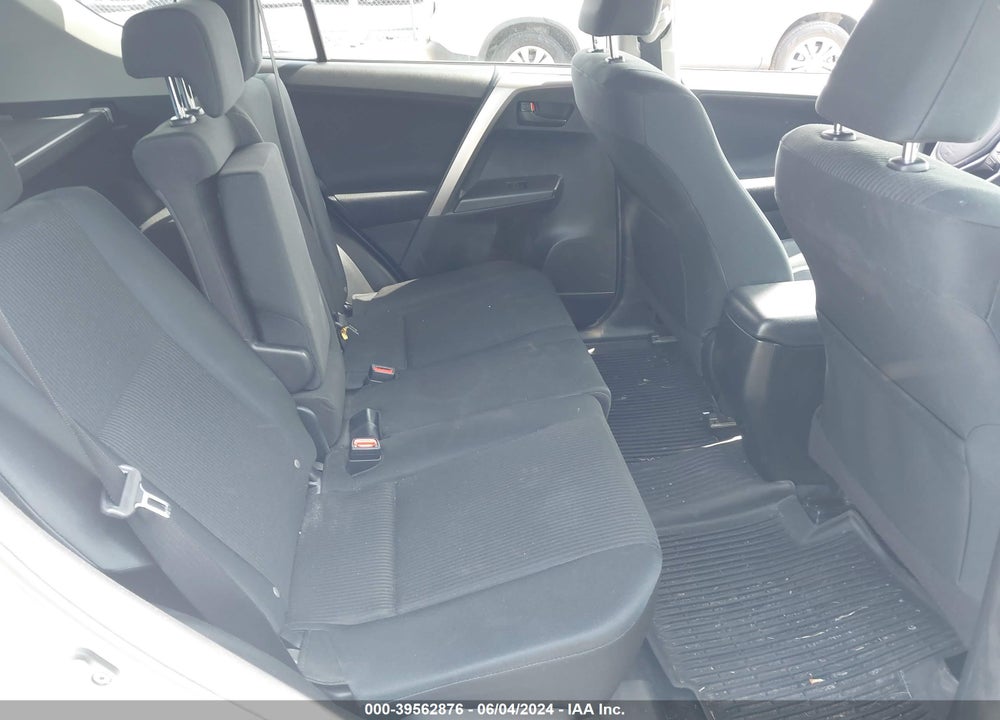 2018 TOYOTA RAV4 LE VIN: JTMBFREV1JJ246891