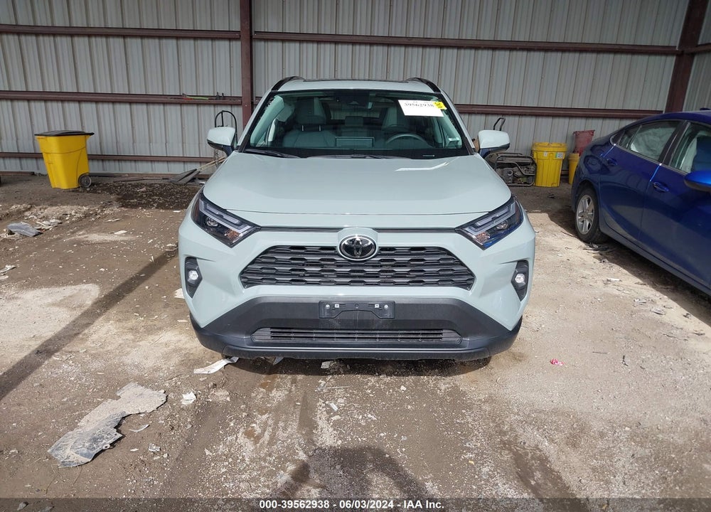 2022 TOYOTA RAV4 XLE PREMIUM VIN: 2T3A1RFV8NW321795