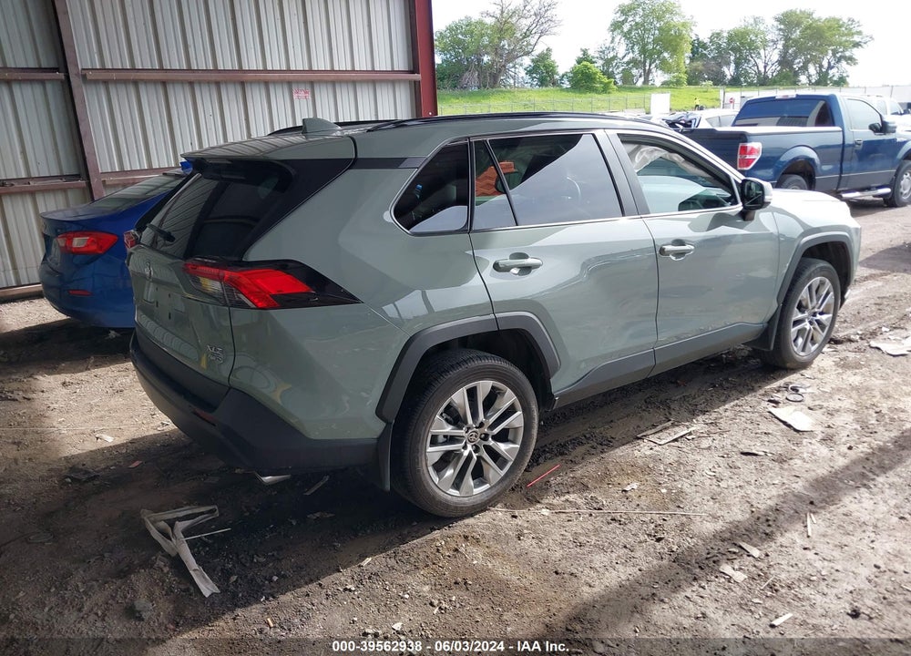 2022 TOYOTA RAV4 XLE PREMIUM VIN: 2T3A1RFV8NW321795