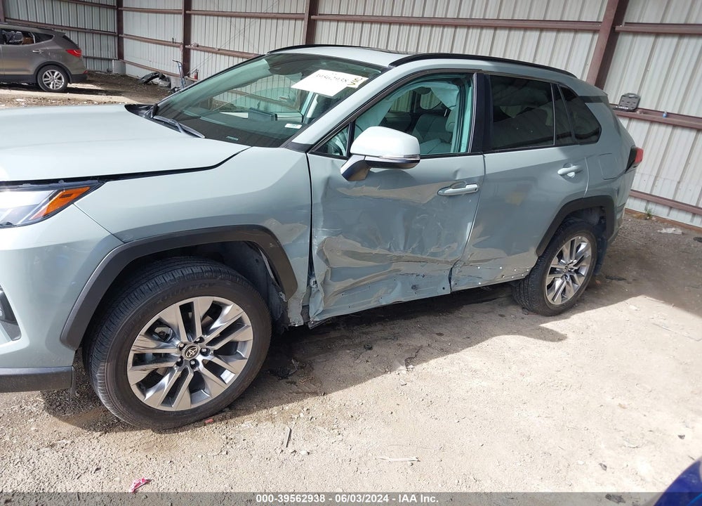 2022 TOYOTA RAV4 XLE PREMIUM VIN: 2T3A1RFV8NW321795