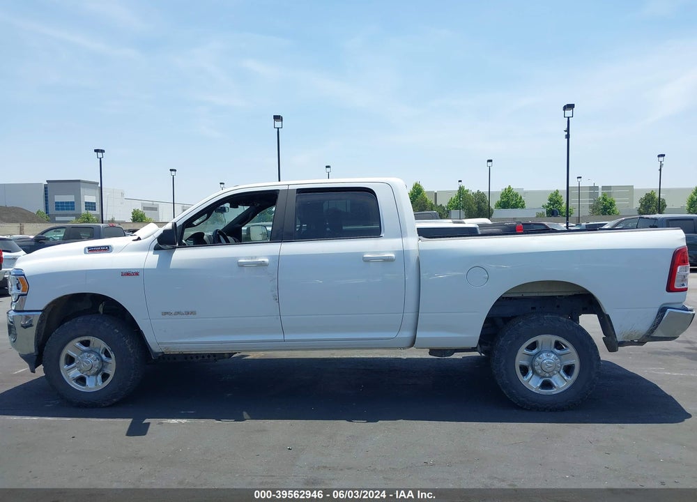 2022 RAM 2500 BIG HORN 4X4 6'4 BOX VIN: 3C6UR5DJ2NG137300