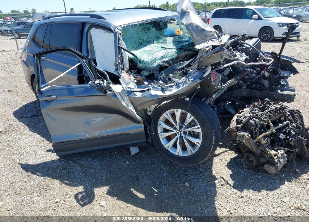 2018 VOLKSWAGEN TIGUAN 2.0T S VIN: 3VV0B7AXXJM009450