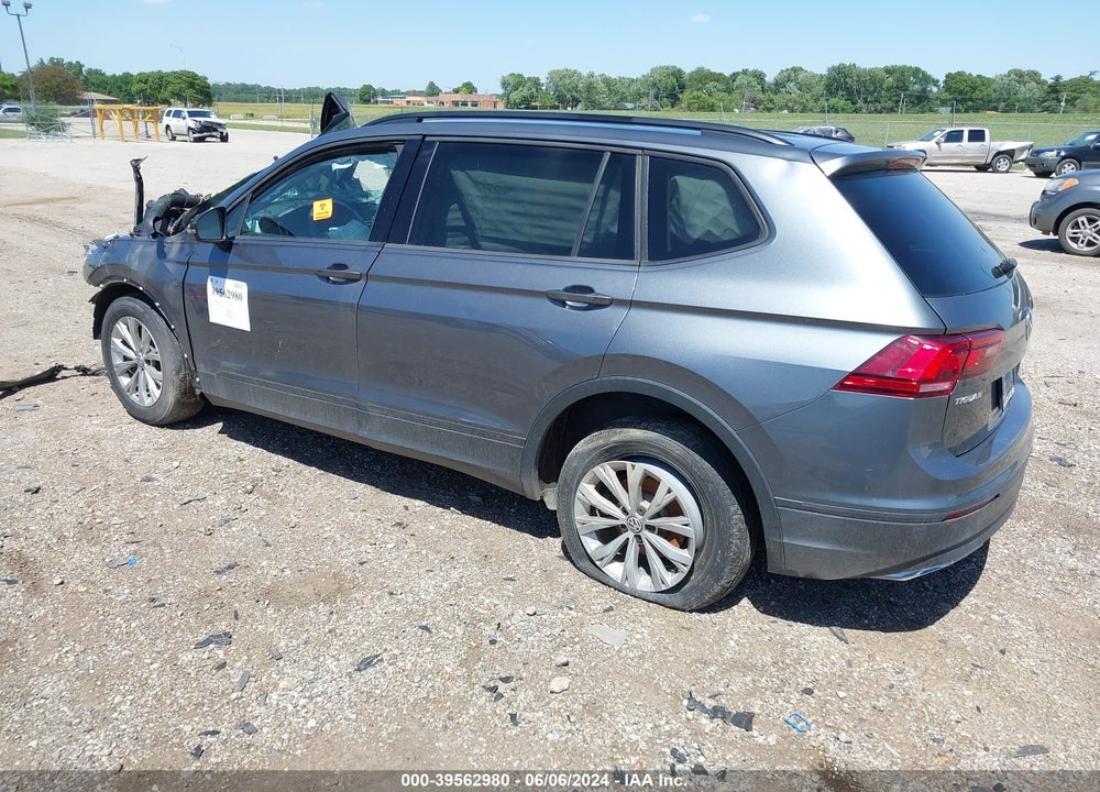 2018 VOLKSWAGEN TIGUAN 2.0T S VIN: 3VV0B7AXXJM009450
