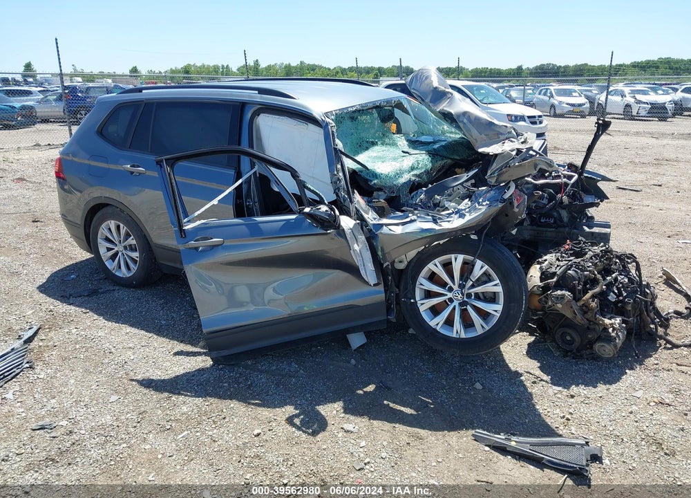 2018 VOLKSWAGEN TIGUAN 2.0T S VIN: 3VV0B7AXXJM009450