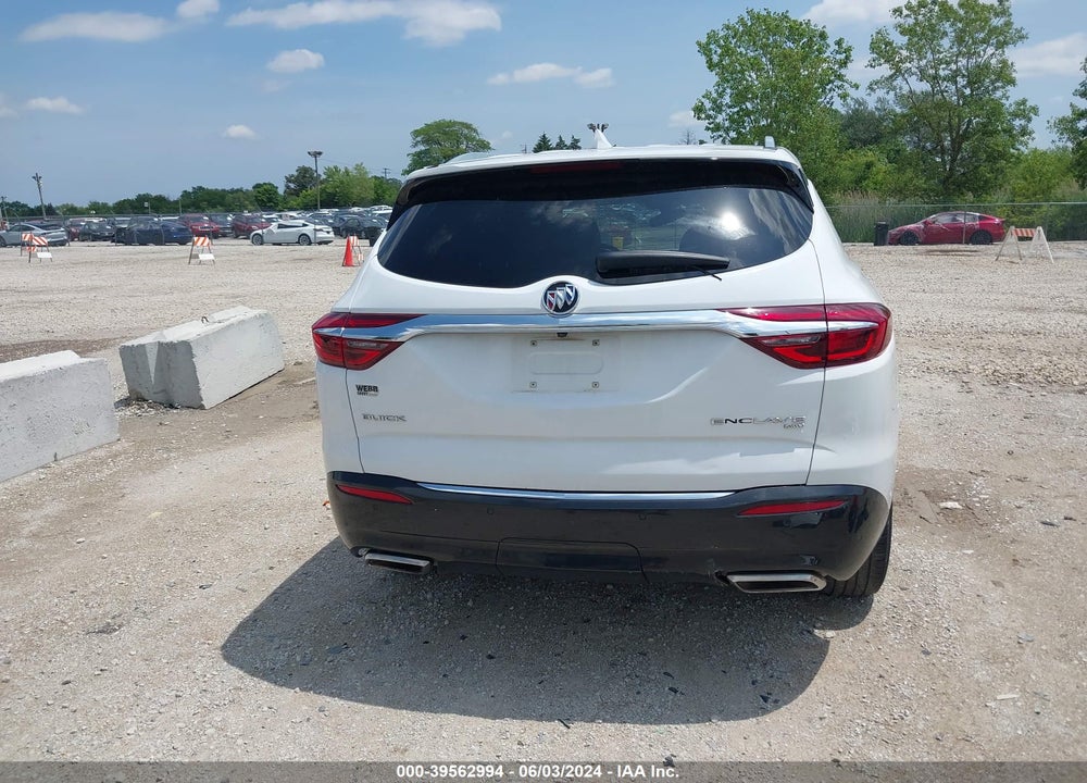 2018 BUICK ENCLAVE ESSENCE VIN: 5GAEVAKWXJJ238918