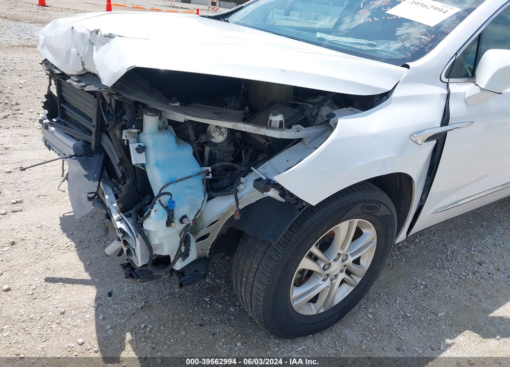2018 BUICK ENCLAVE ESSENCE VIN: 5GAEVAKWXJJ238918