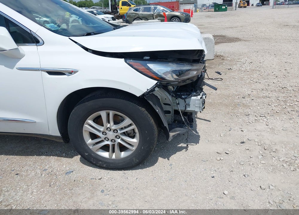 2018 BUICK ENCLAVE ESSENCE VIN: 5GAEVAKWXJJ238918