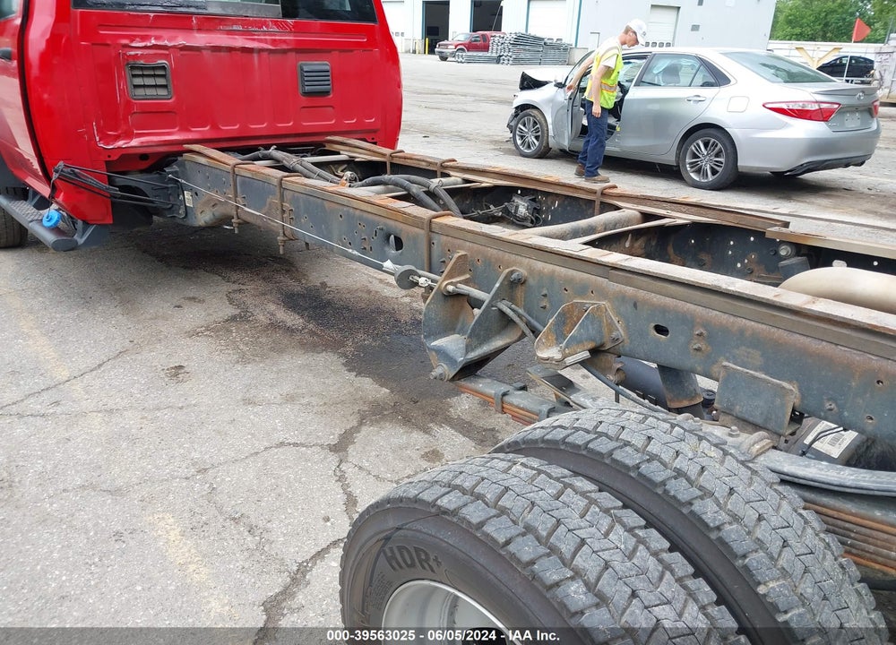 2017 RAM 5500 CHASSIS TRADESMAN/SLT VIN: 3C7WRMDLXHG500186