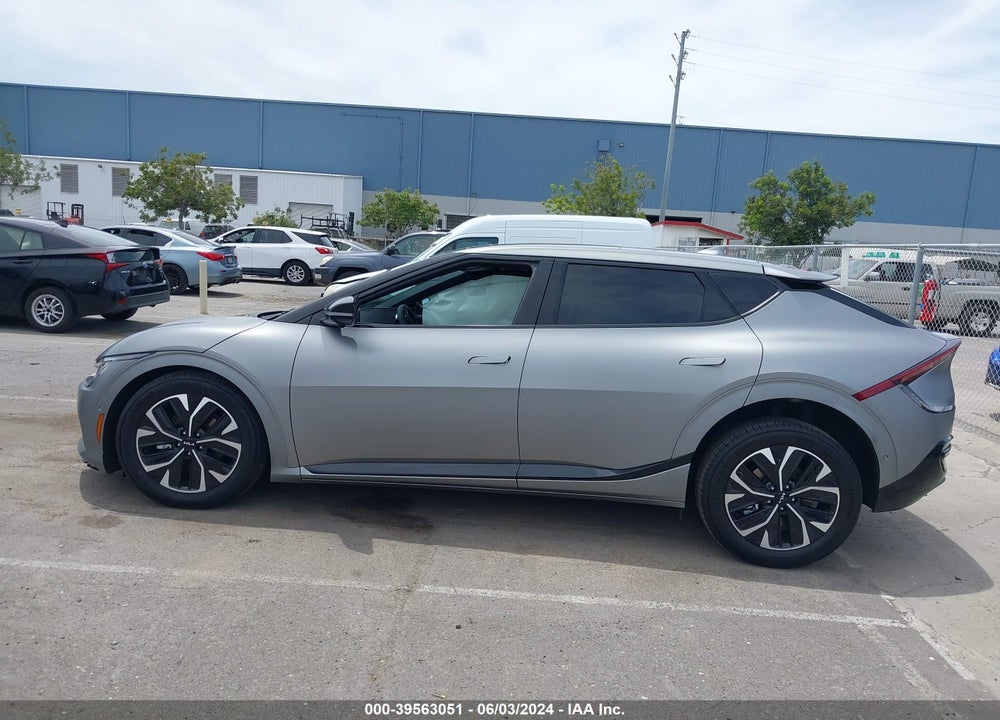 2024 KIA EV6 GT LINE VIN: KNDC44LAXR5189317