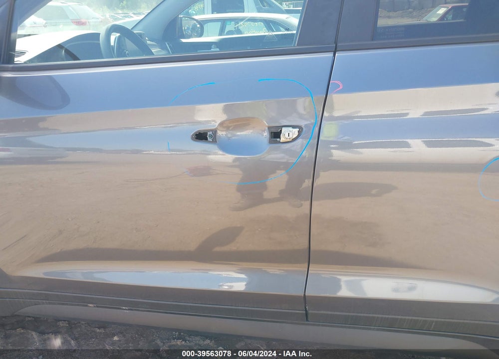 2019 HYUNDAI TUCSON SE VIN: KM8J2CA43KU943430