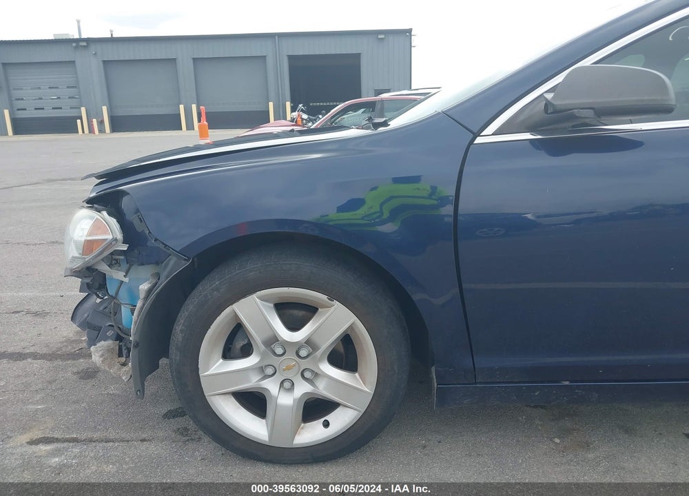 2011 CHEVROLET MALIBU LS VIN: 1G1ZB5E13BF319949
