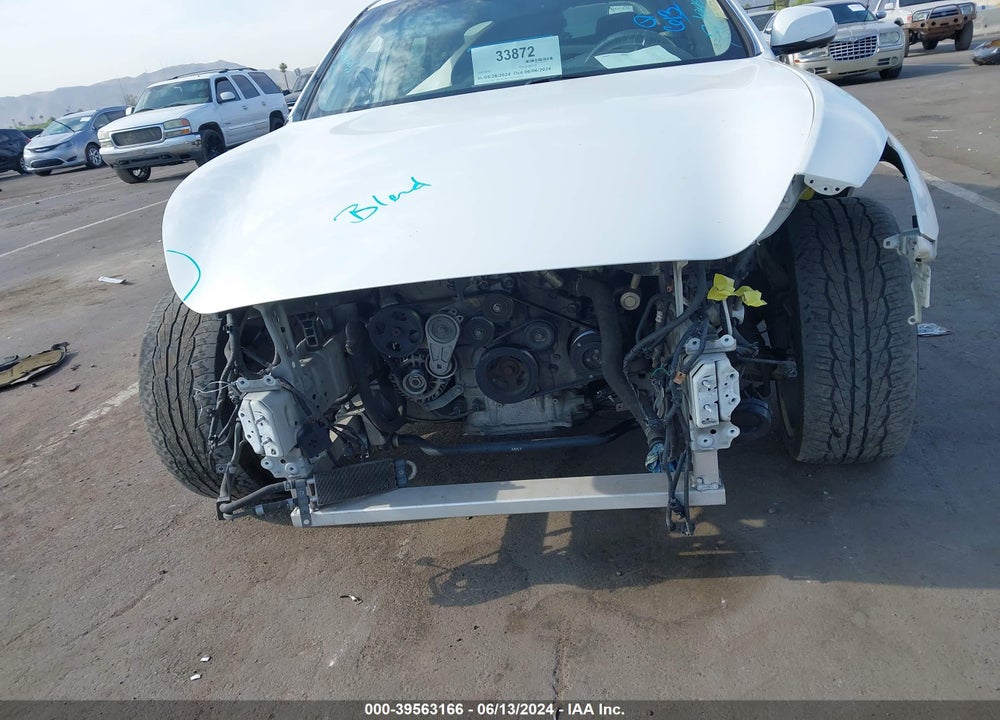 2015 INFINITI Q70 3.7 VIN: JN1BY1APXFM542097