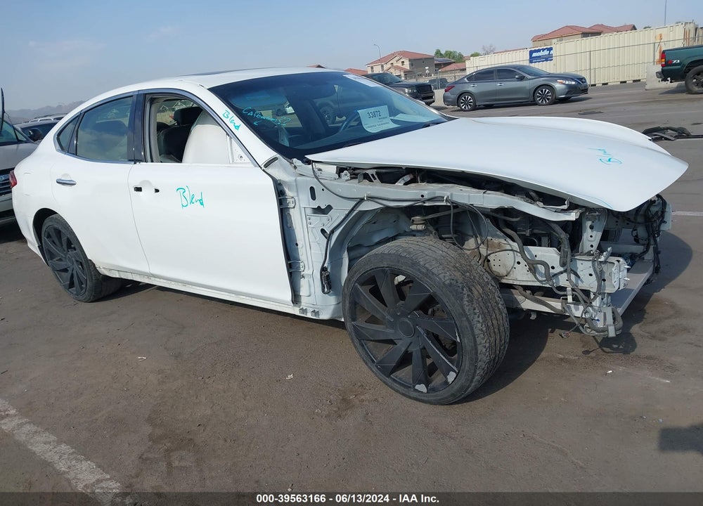 2015 INFINITI Q70 3.7 VIN: JN1BY1APXFM542097
