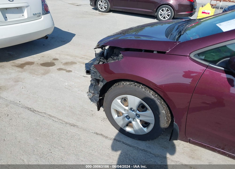 2018 KIA FORTE LX VIN: 3KPFK4A74JE239275