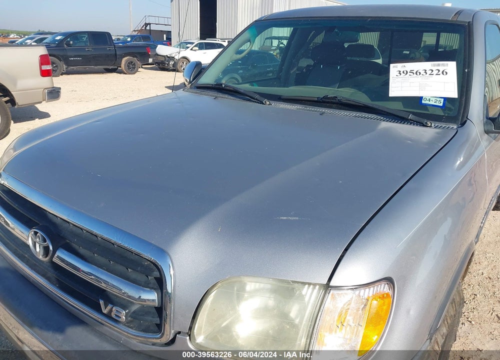 2001 TOYOTA TUNDRA SR5 V8 VIN: 5TBRT34121S187302