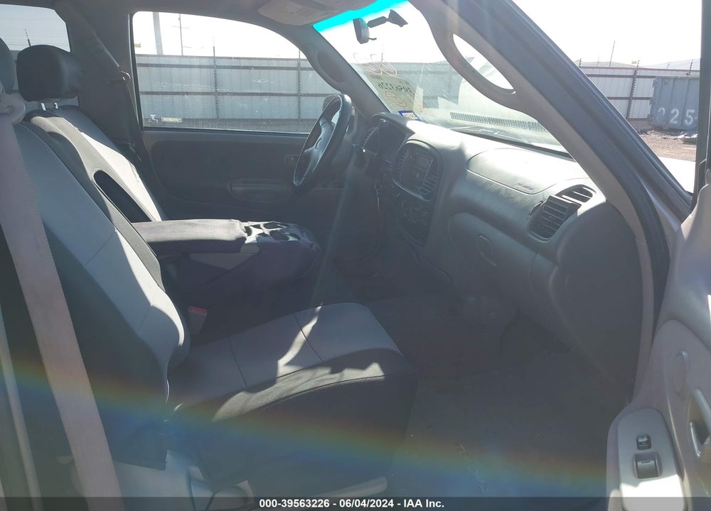 2001 TOYOTA TUNDRA SR5 V8 VIN: 5TBRT34121S187302