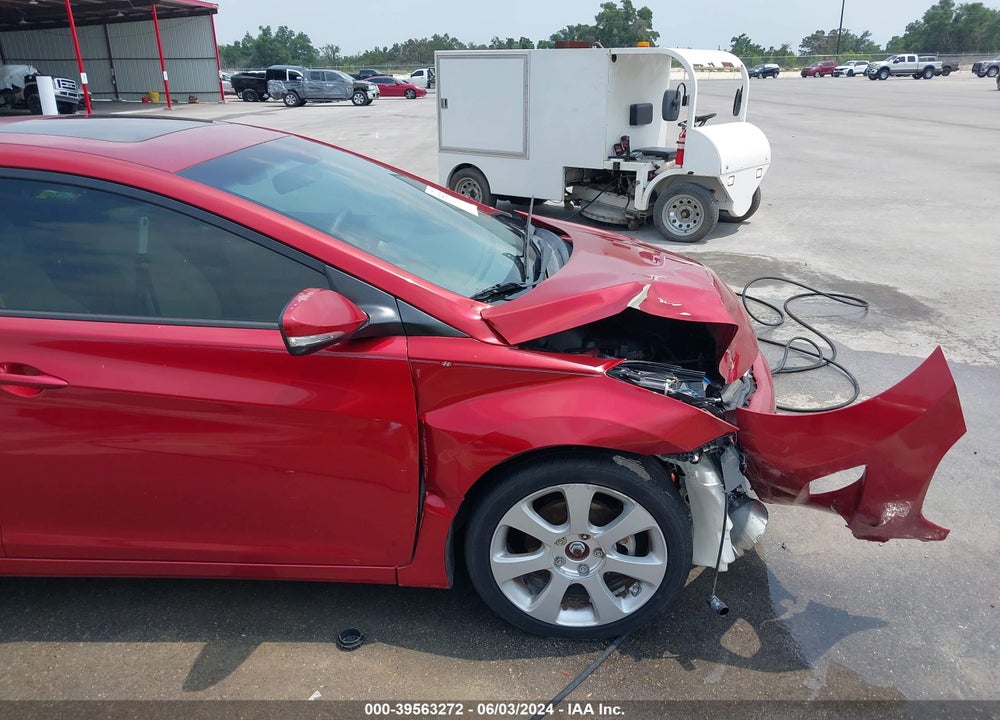 2013 HYUNDAI ELANTRA LIMITED VIN: KMHDH4AE6DU567321