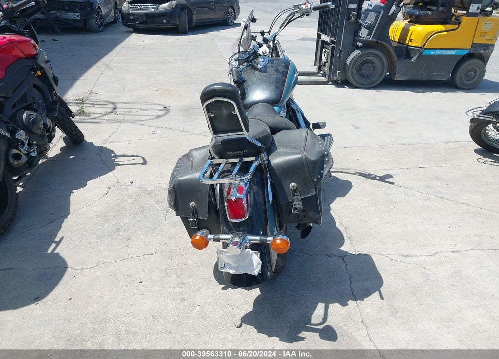 1999 HONDA VT1100 C3 VIN: 1HFSC3905XA102991