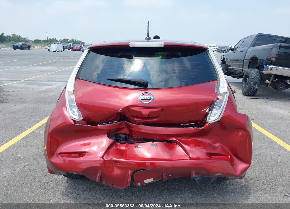 2015 NISSAN LEAF SV VIN: 1N4AZ0CP0FC313534