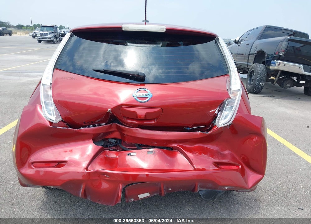 2015 NISSAN LEAF SV VIN: 1N4AZ0CP0FC313534