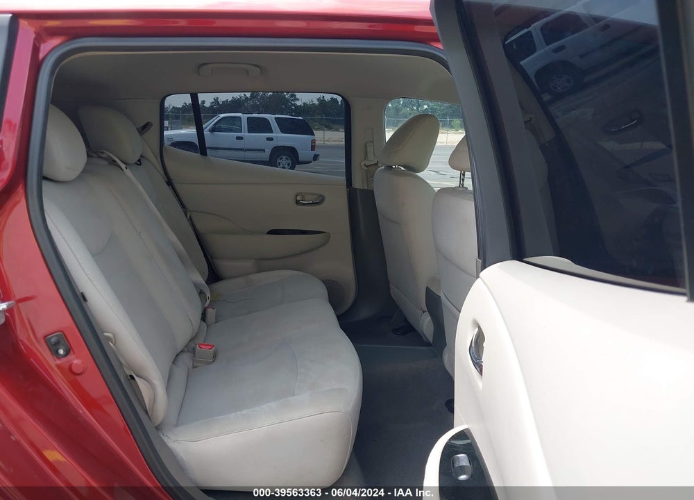 2015 NISSAN LEAF SV VIN: 1N4AZ0CP0FC313534