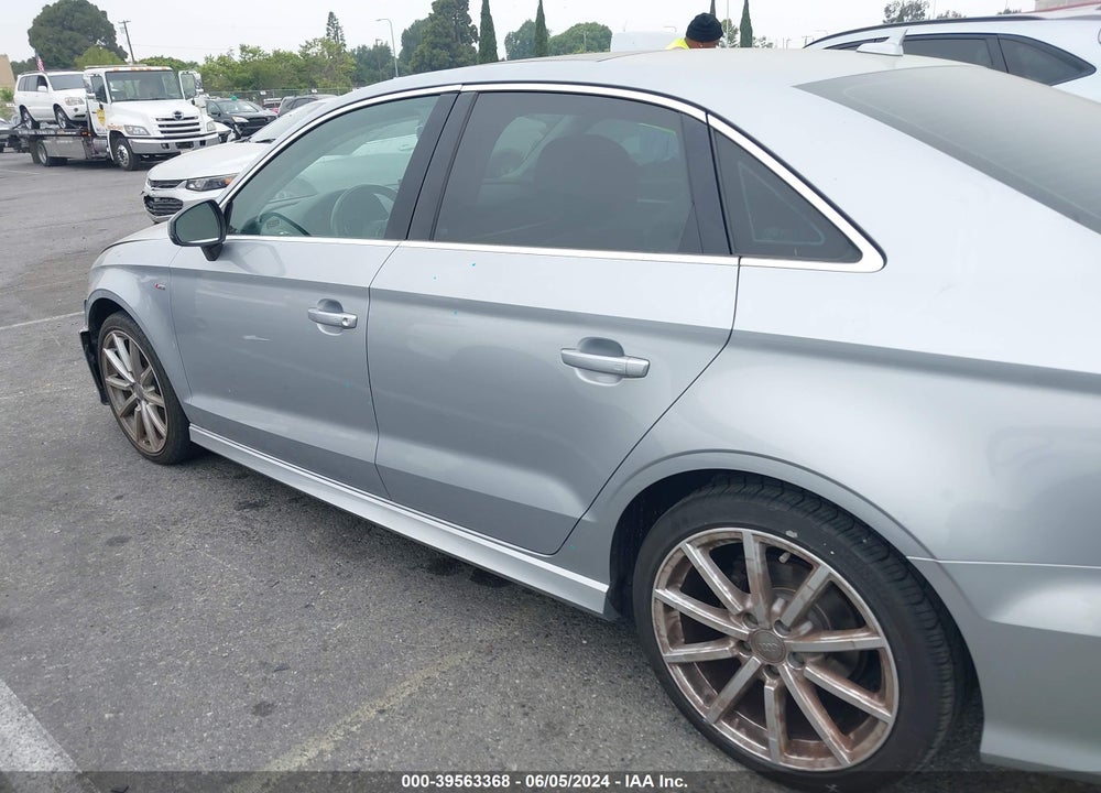 2016 AUDI A3 1.8T PREMIUM VIN: WAUH7HFFXG1078652