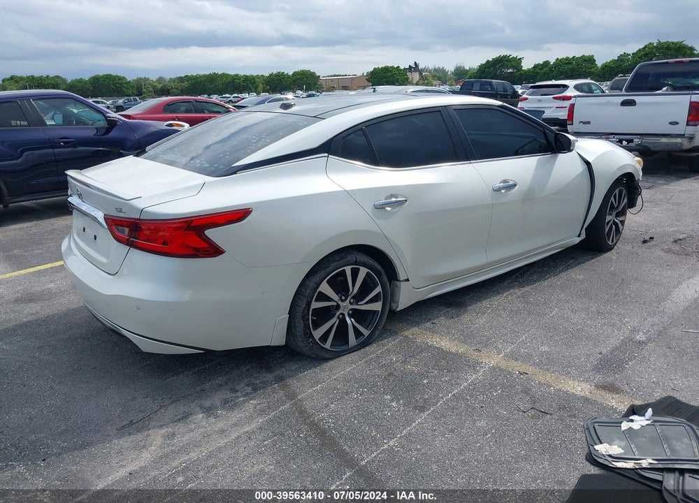 2017 NISSAN MAXIMA 3.5 SL VIN: 1N4AA6AP0HC394244