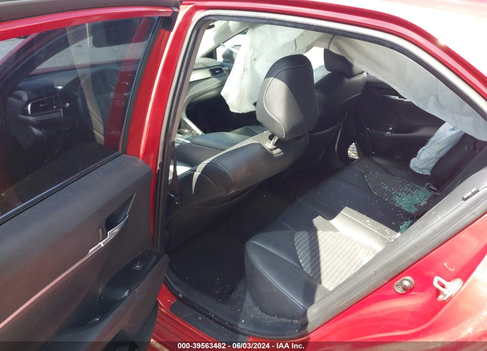 2019 TOYOTA CAMRY SE VIN: 4T1B11HK5KU279969